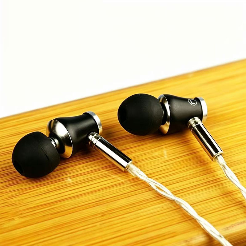 Type C Wired Earphones With Mic - سماعات أذن داخلية عالية الدقة مع